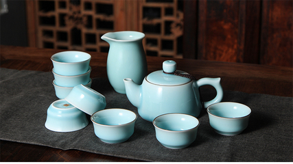 龍泉青瓷之美 賞析ZX/正爾玉十頭飛天茶具套裝的藝術與實用性